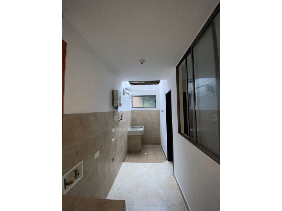 CASA SURAMERICA CERCA MALL CON JARDÍN INTERNO UNIDAD MUY TRANQUILA — foto 6