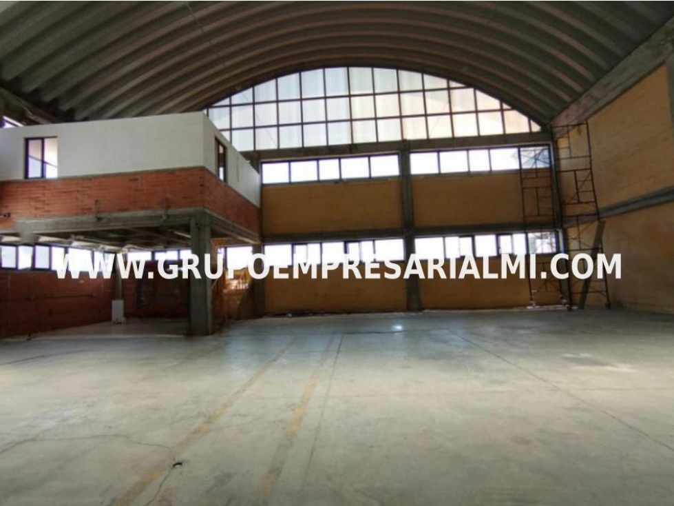 HERMOSA BODEGA EN ARRIENDO - SECTOR EL CONVENTO COD: 30492 - 3