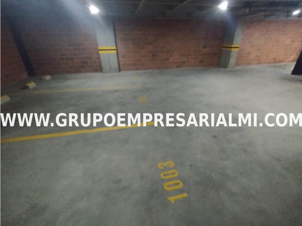 HERMOSA BODEGA EN ARRIENDO - SECTOR SIMÓN BOLÍVAR COD: 30631 - 2
