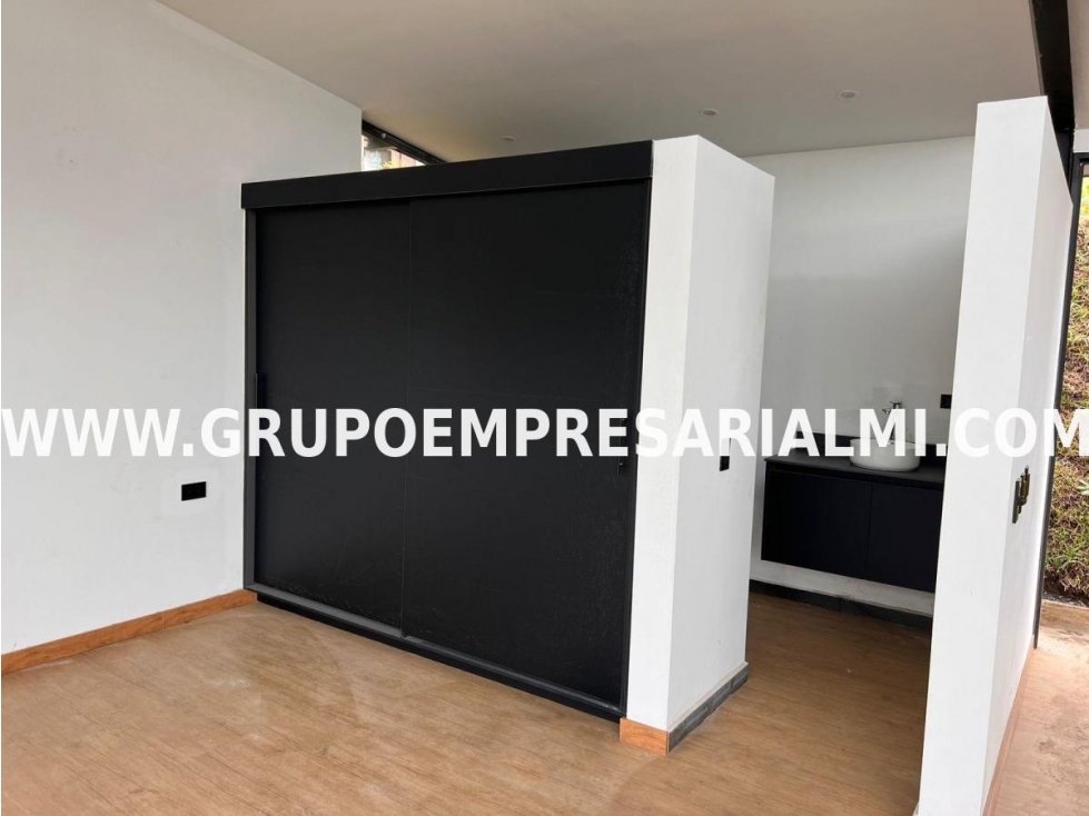 HERMOSA CABAÑA EN ARRIENDO - SECTOR SAN JOSE COD: 30732 - 3