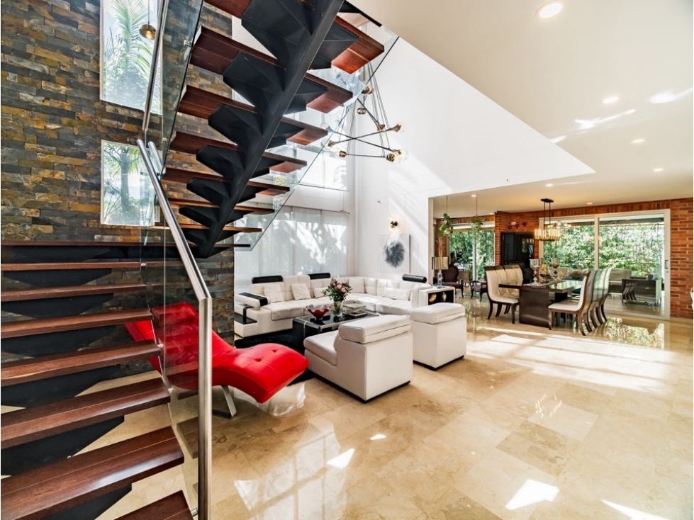 Hermosa casa 4 alcobas