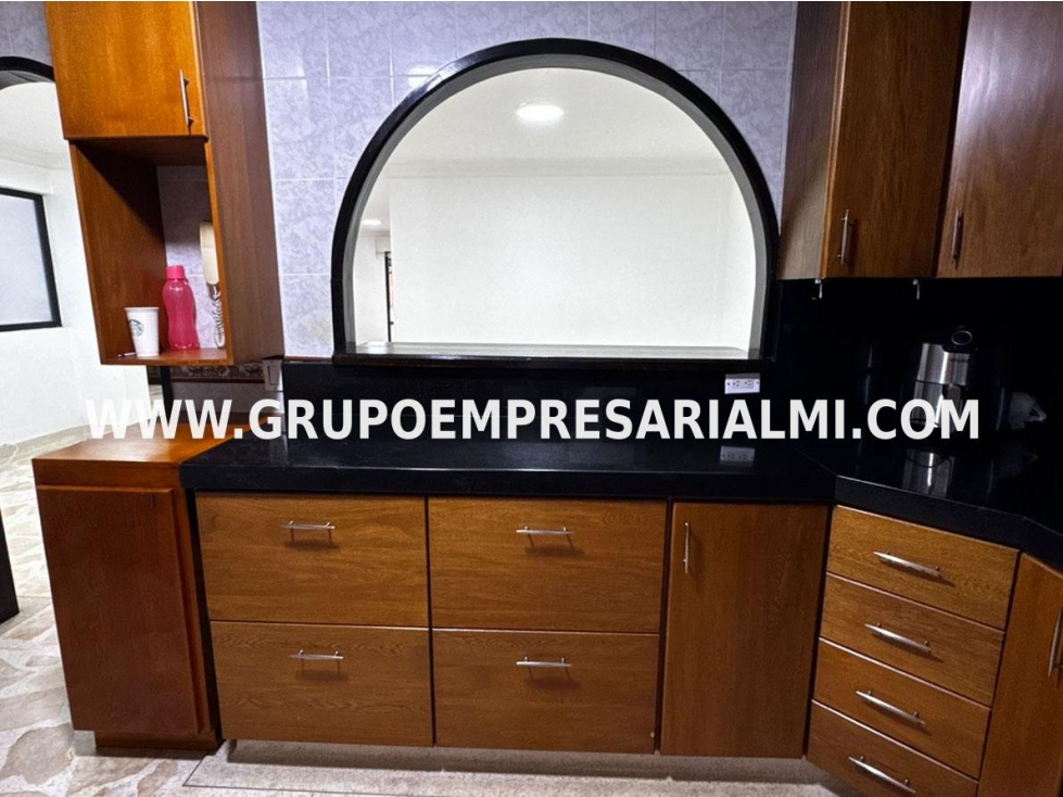 HERMOSA CASA BIFAMILIAR EN ARRIENDO - SECTOR SIMÓN BOLIVAR COD: 33906 — foto 5