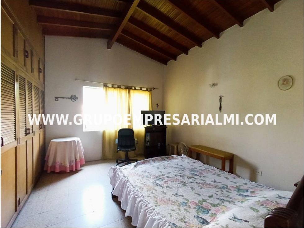 HERMOSA CASA BIFAMILIAR EN VENTA - SECTOR SANTA LUCIA COD: 31882 — foto 6