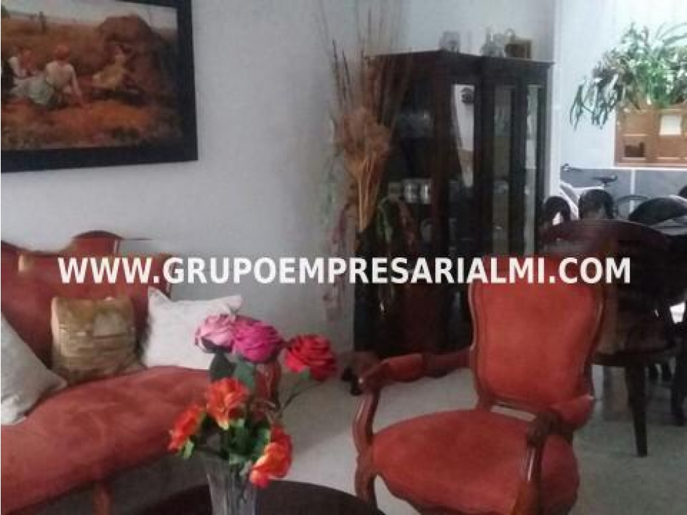 HERMOSA CASA BIFAMILIAR EN VENTA - SECTOR BELÉN, ROSALES COD: 32241