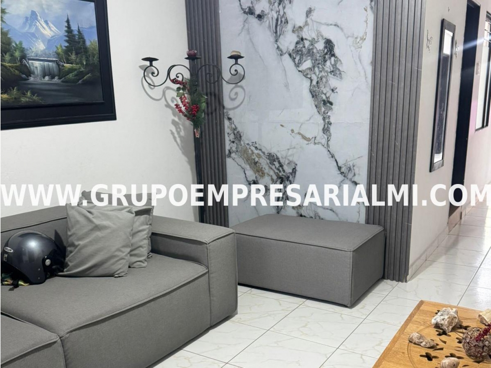 HERMOSA CASA BIFAMILIAR EN VENTA - SECTOR EL DIAMANTE COD: 33581 — foto 4