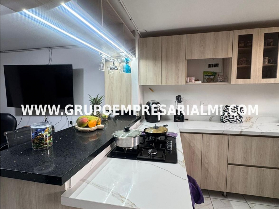 HERMOSA CASA BIFAMILIAR EN VENTA - SECTOR EL DIAMANTE COD: 33581 — foto 5