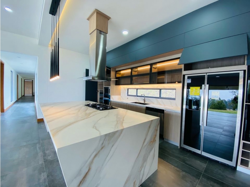 Casa campestre para Venta en la Vía San Antonio La Ceja — foto 3
