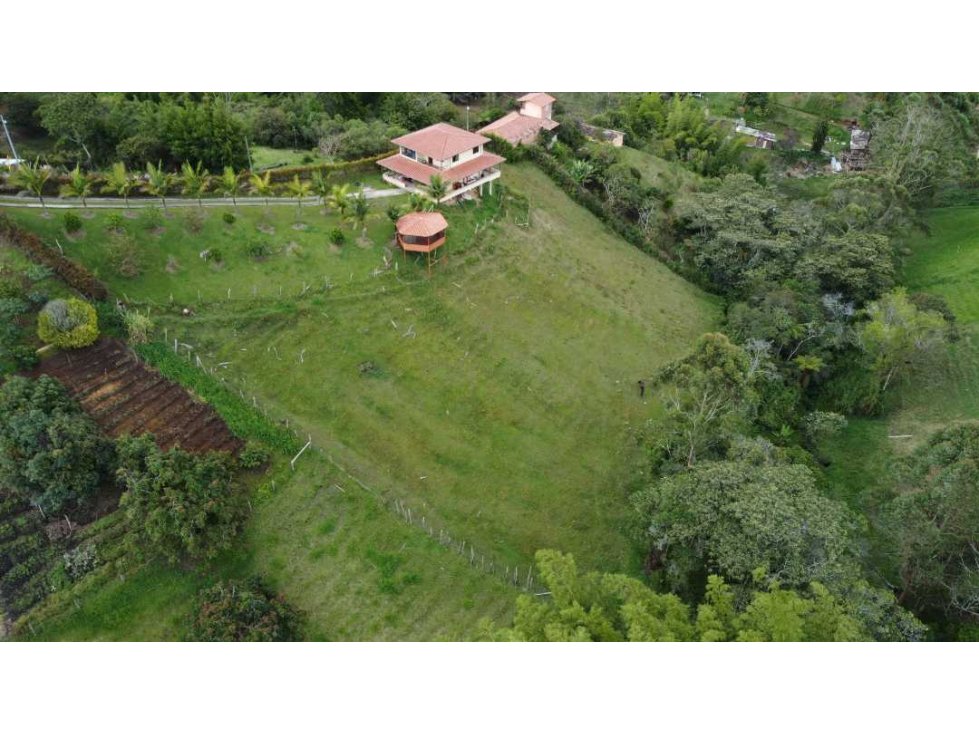Hermosa casa campestre dos niveles en marinilla vereda campo alegre — foto 5