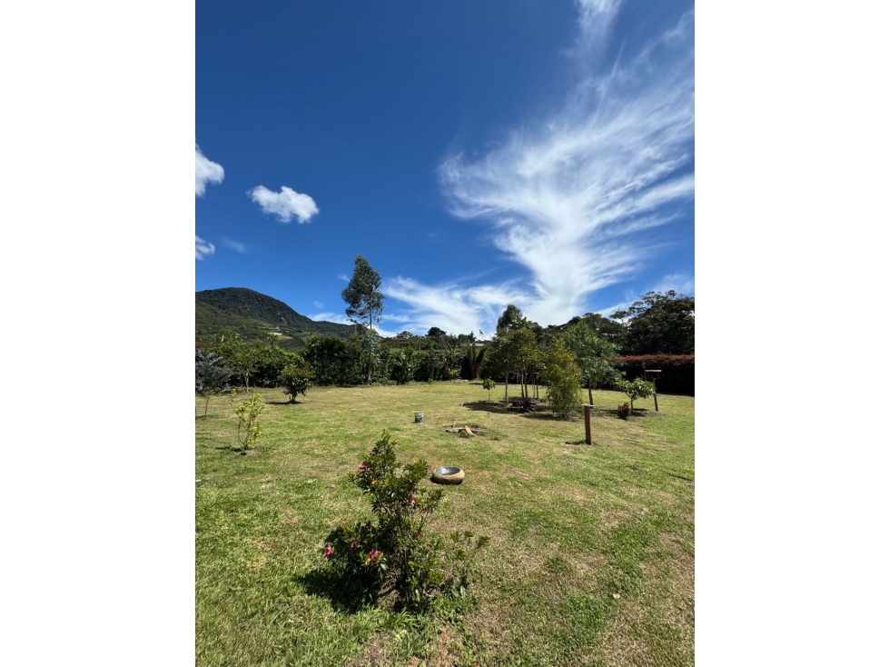 Hermosa casa campestre en el Canadá condominio privado — foto 4