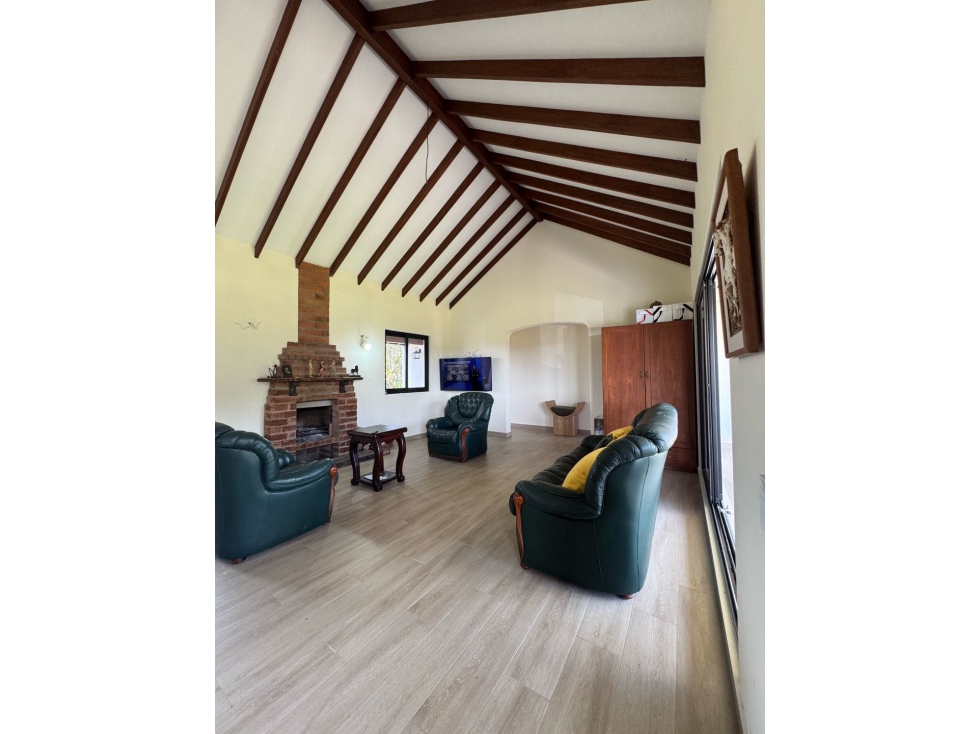 Hermosa casa campestre en el Canadá condominio privado — foto 6