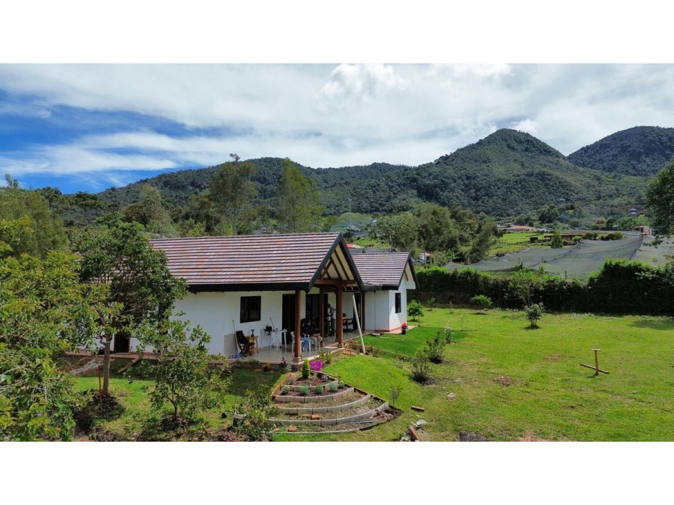 Hermosa casa campestre en El Carmen de Viboral en parcelación — foto 3