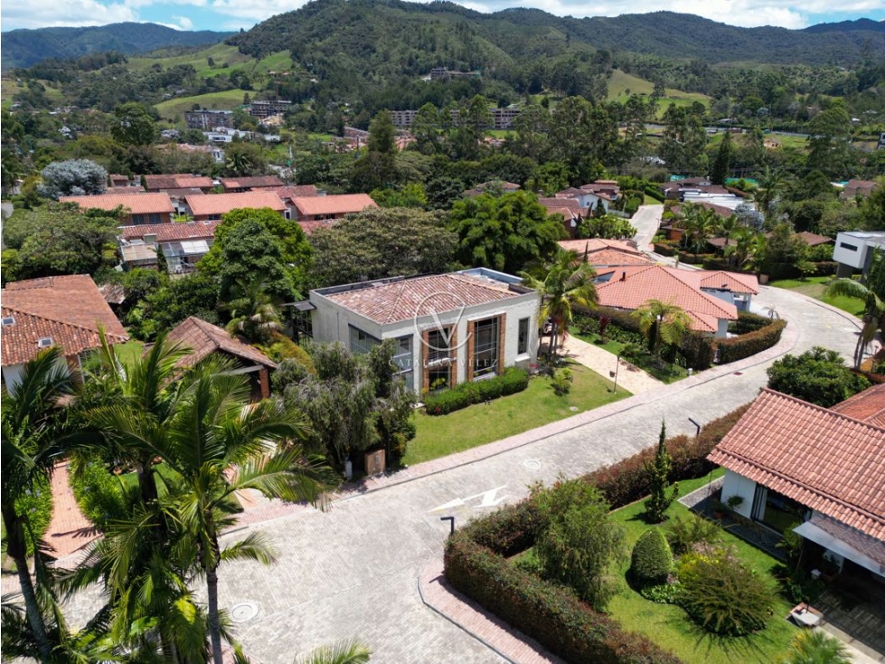 Hermosa casa campestre en el retiro - 1