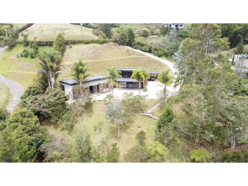 Hermosa casa campestre en parcelación del Carmen de Viboral El Salado — foto 2