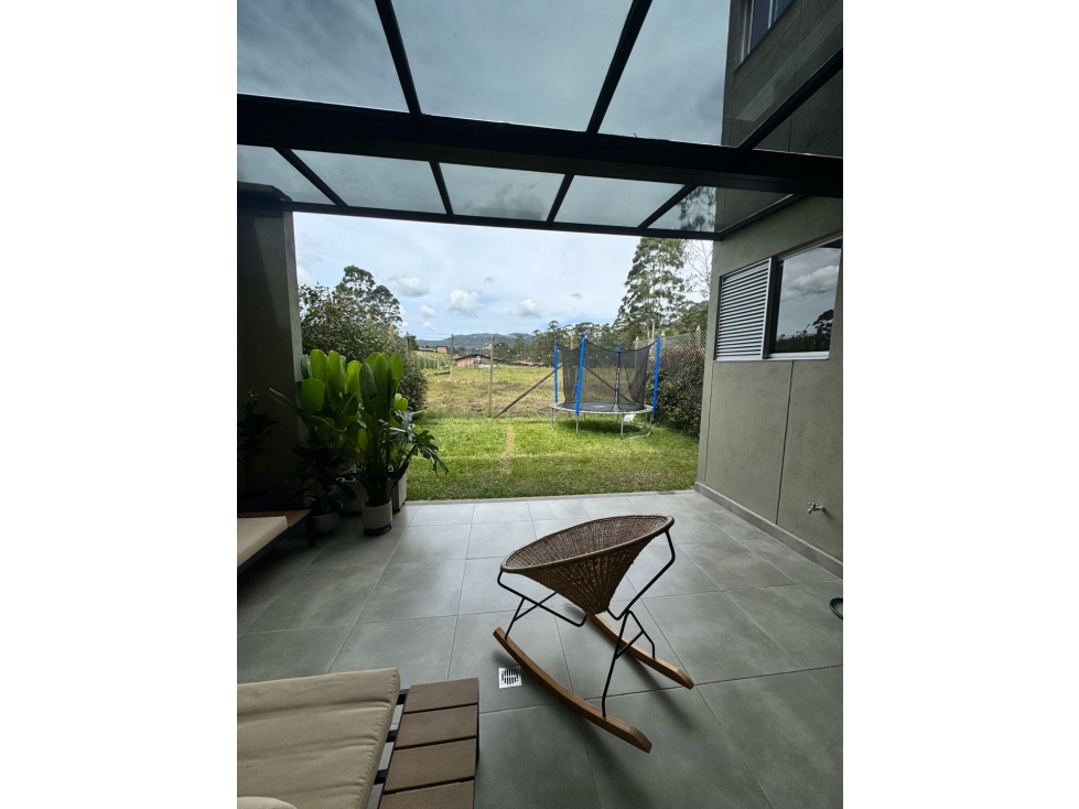 Hermosa casa campestre en unidad cerrada en La Ceja — foto 2