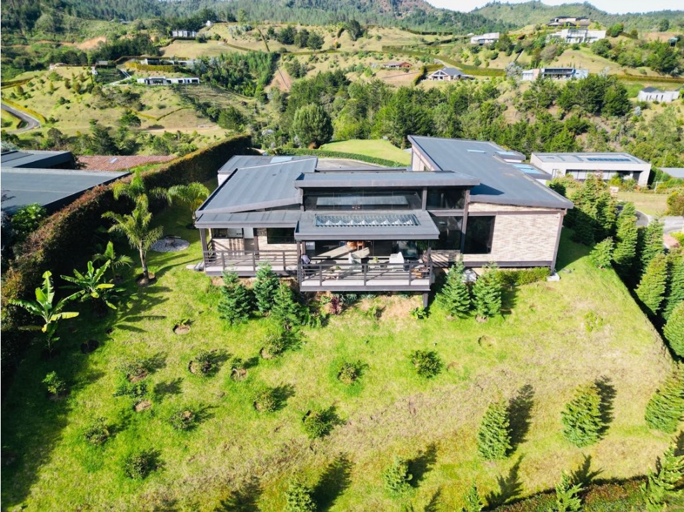 Hermosa casa campestre para la venta en unidad cerrada en el retiro — foto 3