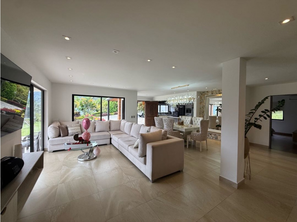HERMOSA CASA CAMPESTRE PARA LA VENTA UBICADA EN COPACABANA — foto 6