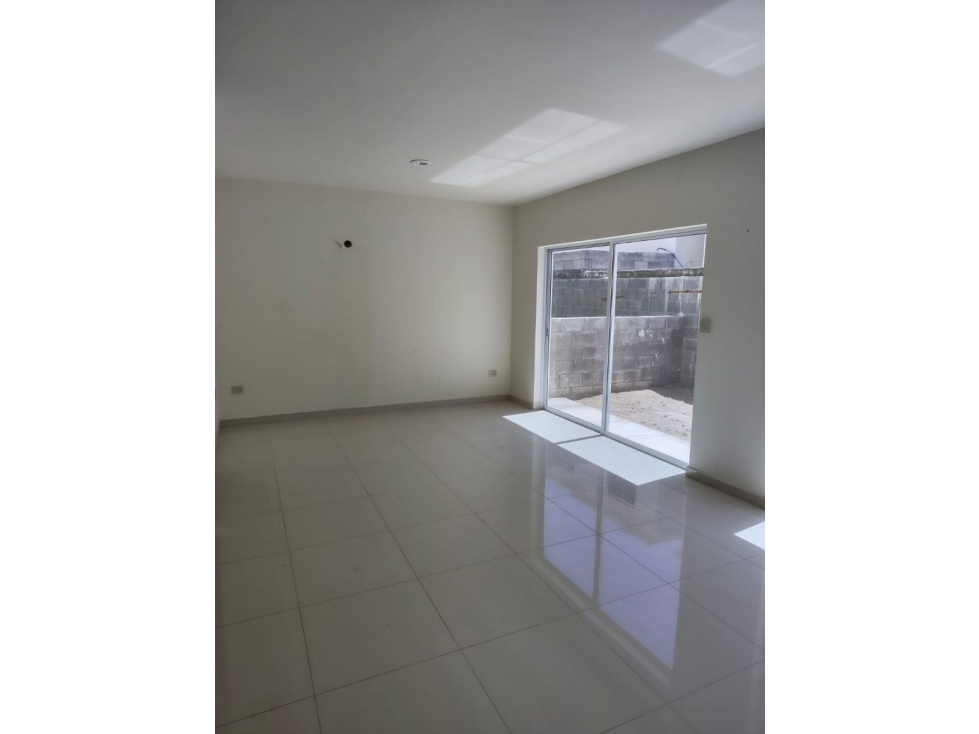 Hermosa Casa con Entrega Inmediata en Cantabria, Culiacán - 3