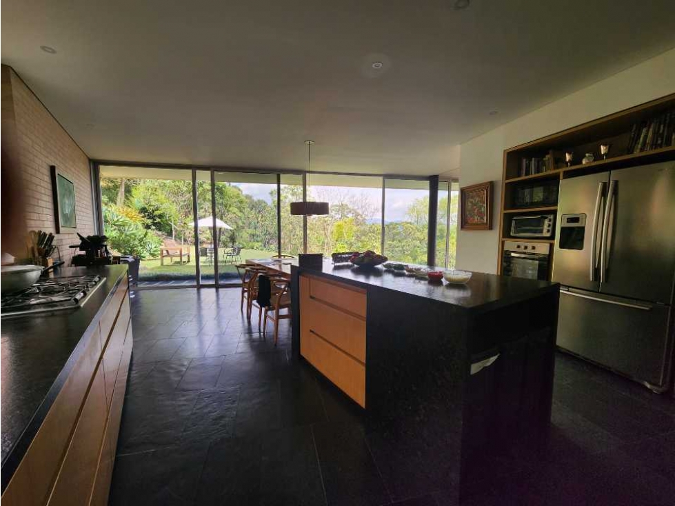 Hermosa Casa con vista al Valle del aburrá — foto 4
