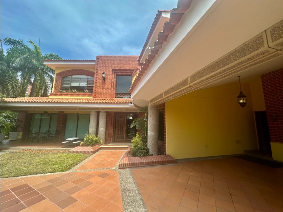 HERMOSA CASA DE 2 NIVELES EN CONJUNTO DE 4 CASAS. VILLA CAMPESTRE — foto 2