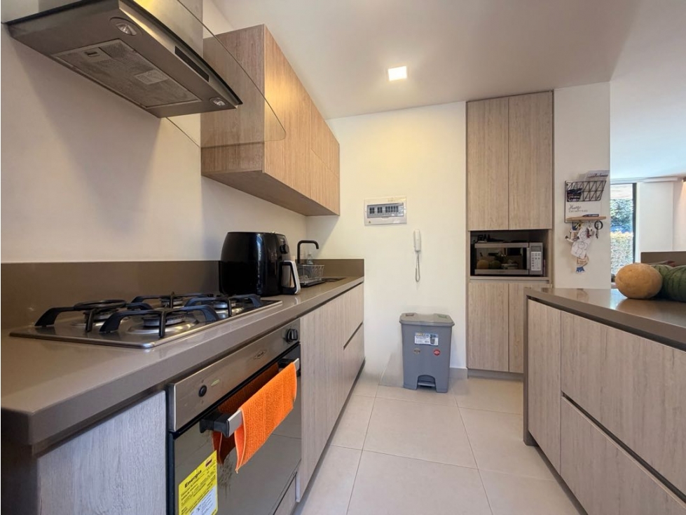 Hermosa casa de dos niveles mas altillo, en venta en cajica. - 6