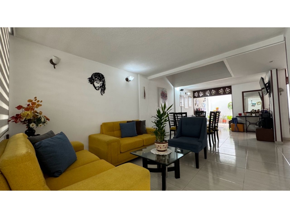 Hermosa casa de dos pisos en venta Barrio Santa Ana Palmira Valle — foto 2