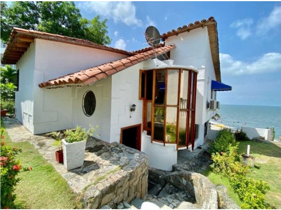Hermosa casa de playa frente al mar en conjunto cerrado, don jaca - 2