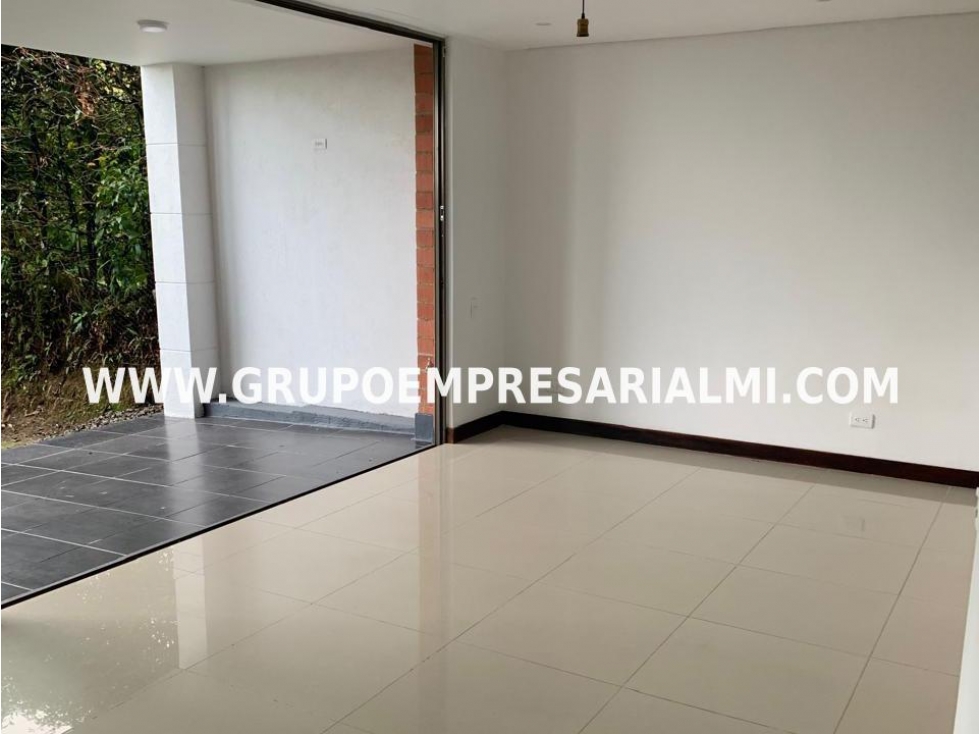 HERMOSA CASA EN ARRIENDO - SECTOR ZÚÑIGA COD: 30167 - 5