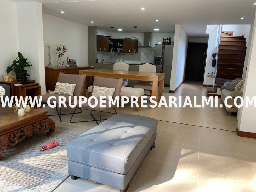 HERMOSA CASA EN ARRIENDO - SECTOR LA CALLEJA COD: 30704 - 1