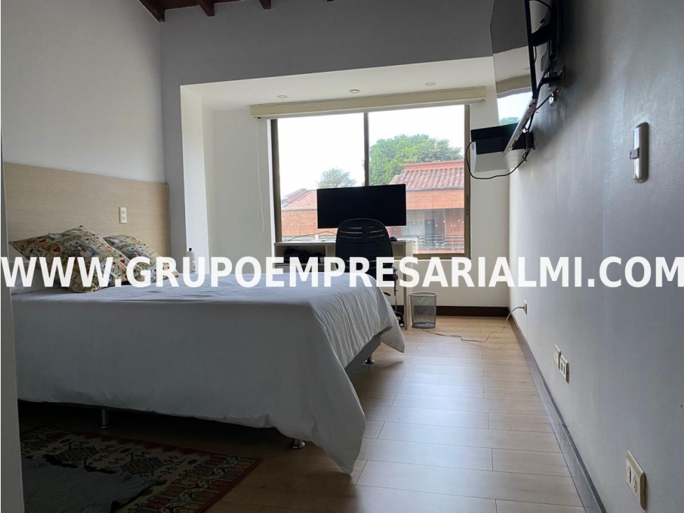 HERMOSA CASA EN ARRIENDO - SECTOR LA CALLEJA COD: 30704 - 4