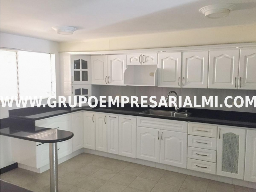 HERMOSA CASA EN ARRIENDO - SECTOR SAN JOSE COD: 30612 - 3