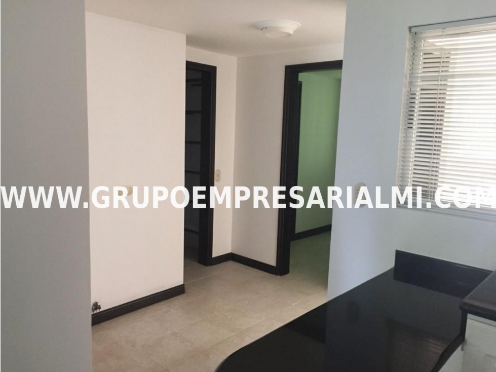 HERMOSA CASA EN ARRIENDO - SECTOR SAN JOSE COD: 30612 - 4