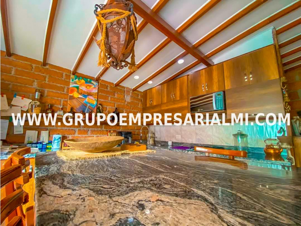HERMOSA CASA EN ARRIENDO - SECTOR PÉREZ COD: 31562 - 4