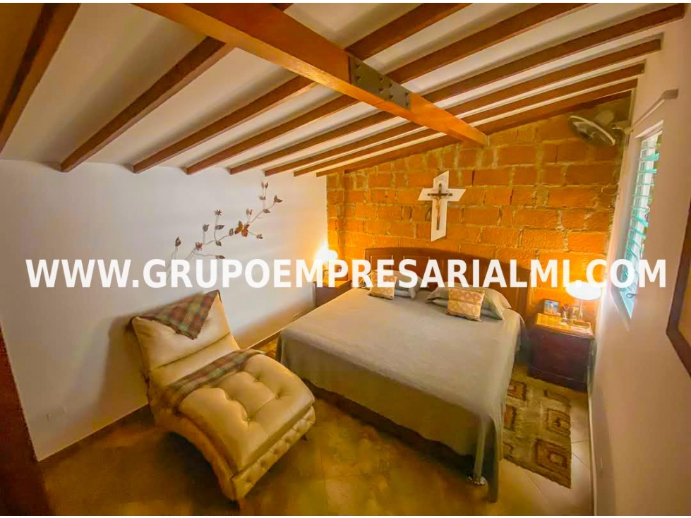 HERMOSA CASA EN ARRIENDO - SECTOR PÉREZ COD: 31562 - 6