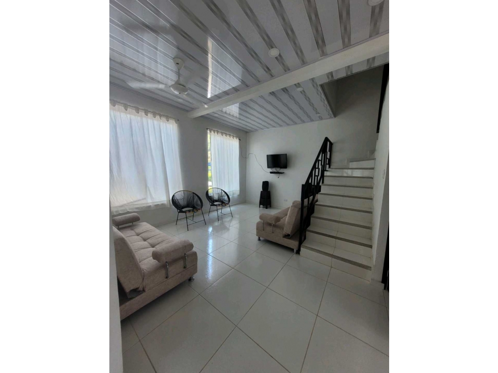 Hermosa Casa En carmen de apicala Tolima - 2