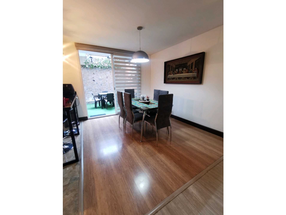 Hermosa casa en conjunto cerrado — foto 2