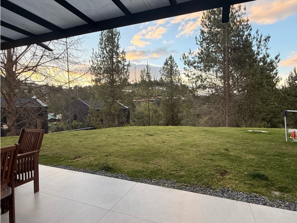 Hermosa casa en el alto del Escobero — foto 4