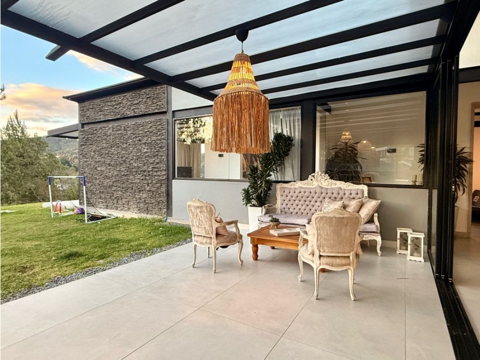 Hermosa casa en el alto del Escobero — foto 5