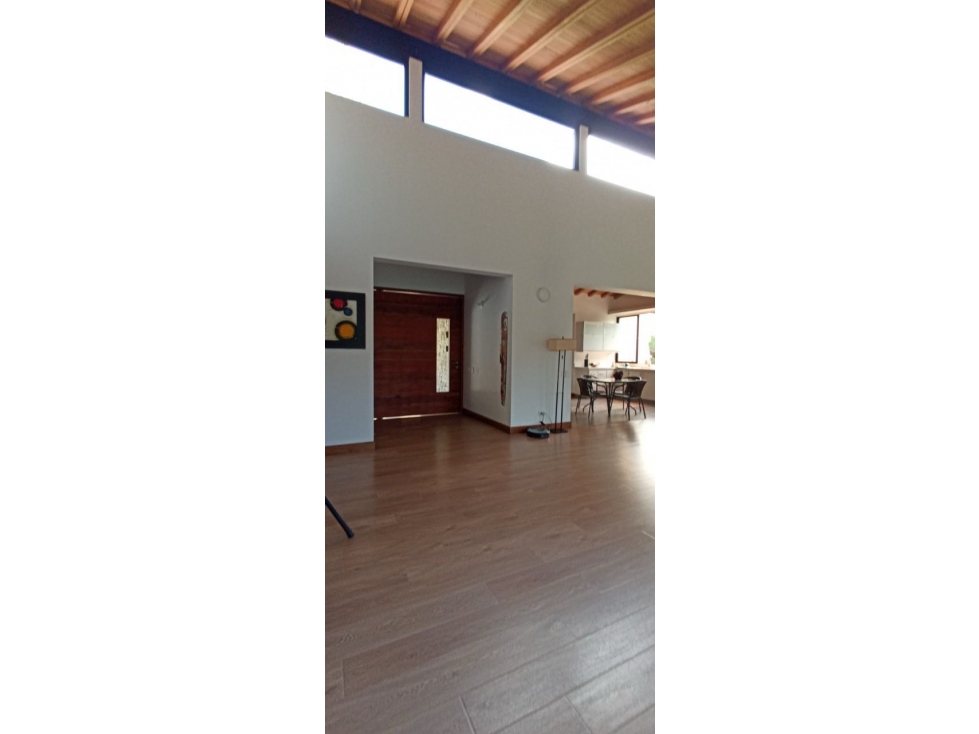HERMOSA CASA EN EL ESCOBERO PARTE ALTA UN SOLO NIVEL — foto 6