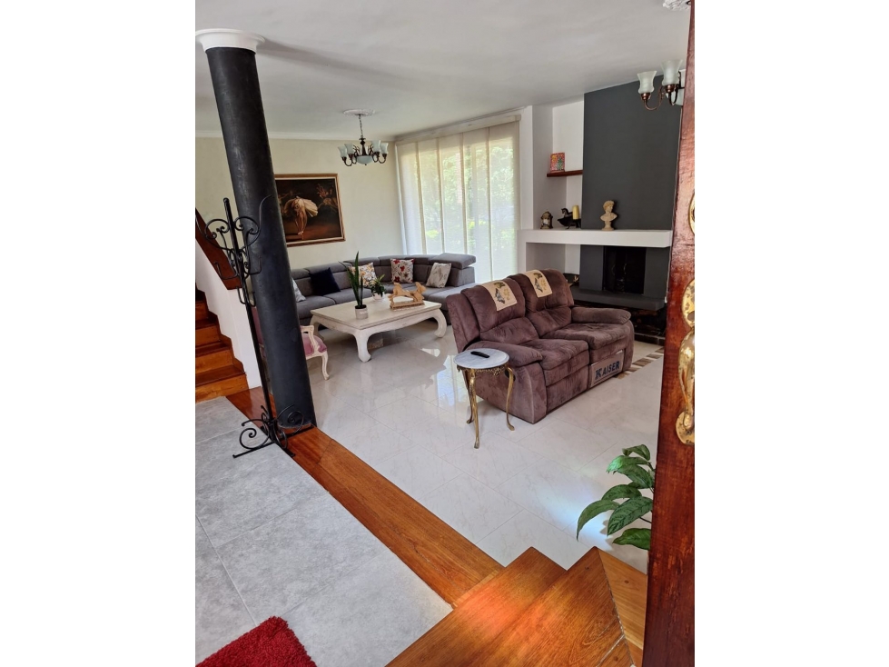 HERMOSA CASA EN EL POBLADO SECTOR LA COLA DEL ZORRO JARDÍN INTERNO — foto 2
