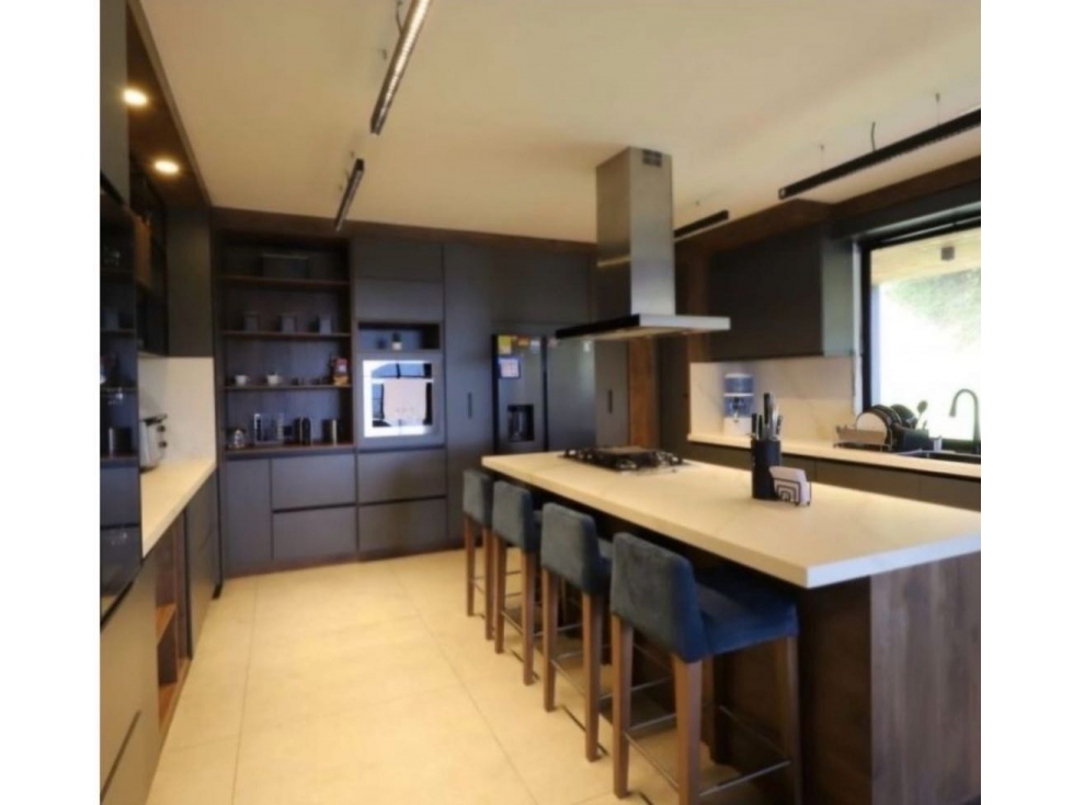 HERMOSA CASA SECTOR LAS PALMAS PARTE MEDIA CONSTRUCCIÓN 2023