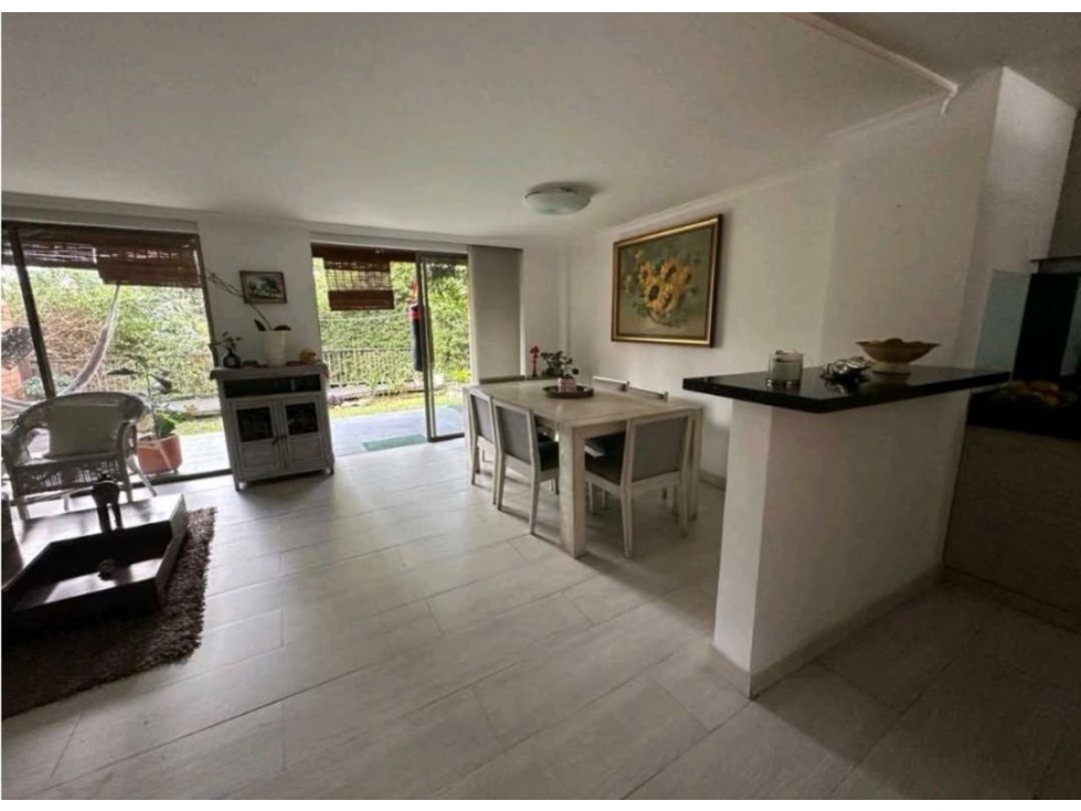 HERMOSA CASA EN ENVIGADO CERCA CC TERRACINA Y TRANSVERSAL INTERMEDIA — foto 2