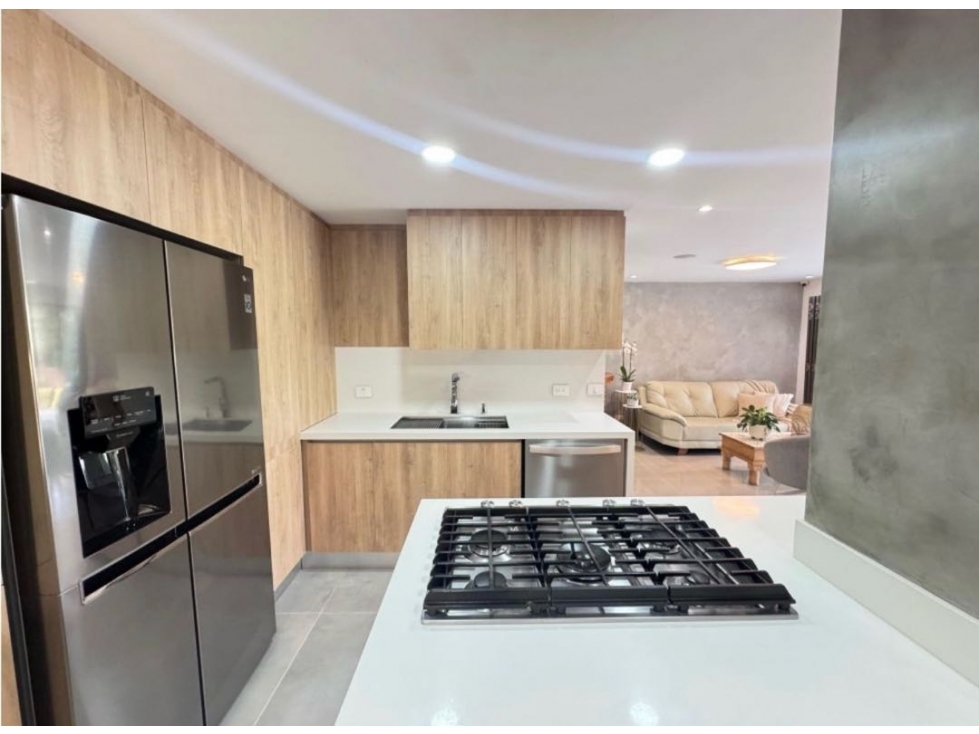 HERMOSA CASA EN ENVIGADO LINDOS ACABADOS ZONA VERDE INTERNO — foto 6