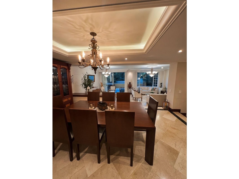 HERMOSA CASA EN ENVIGADO LOMA DEL ESCOBERO CON PISCINA PRIVADA — foto 4