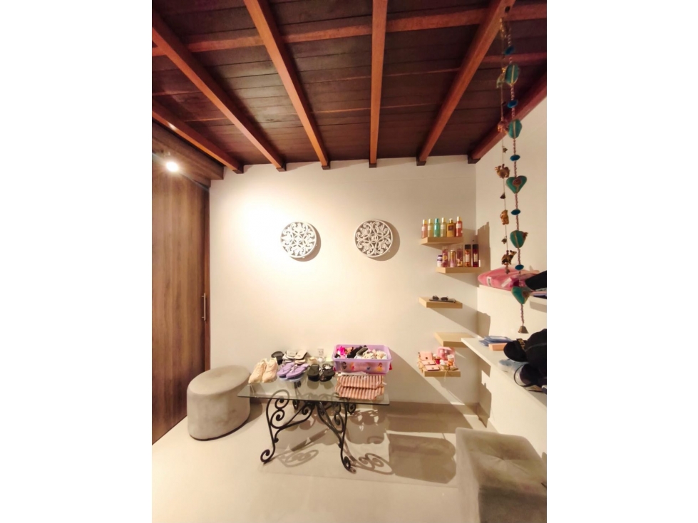 HERMOSA CASA EN ENVIGADO SECTOR CAMINO VERDE CERCA A TODO — foto 4