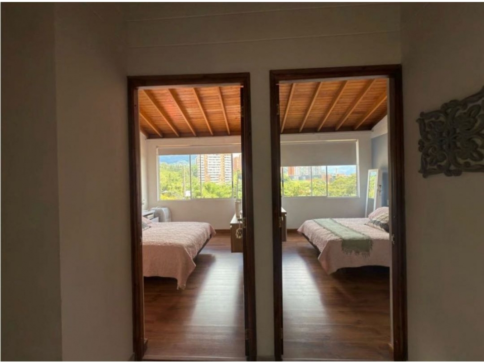 HERMOSA CASA EN ENVIGADO SECTOR TRANSVERSAL INTERMEDIA CERCA A TODO — foto 5