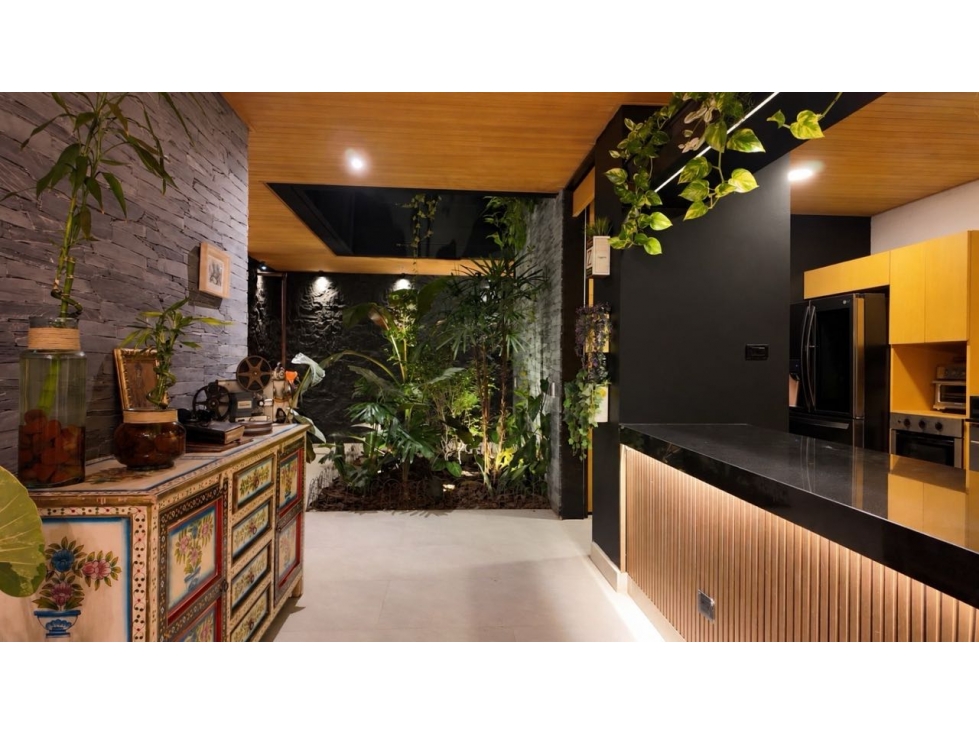 HERMOSA CASA EN ENVIGADO SECTOR LOMA DEL ATRAVEZADO LINDA Y MODERNA - 4
