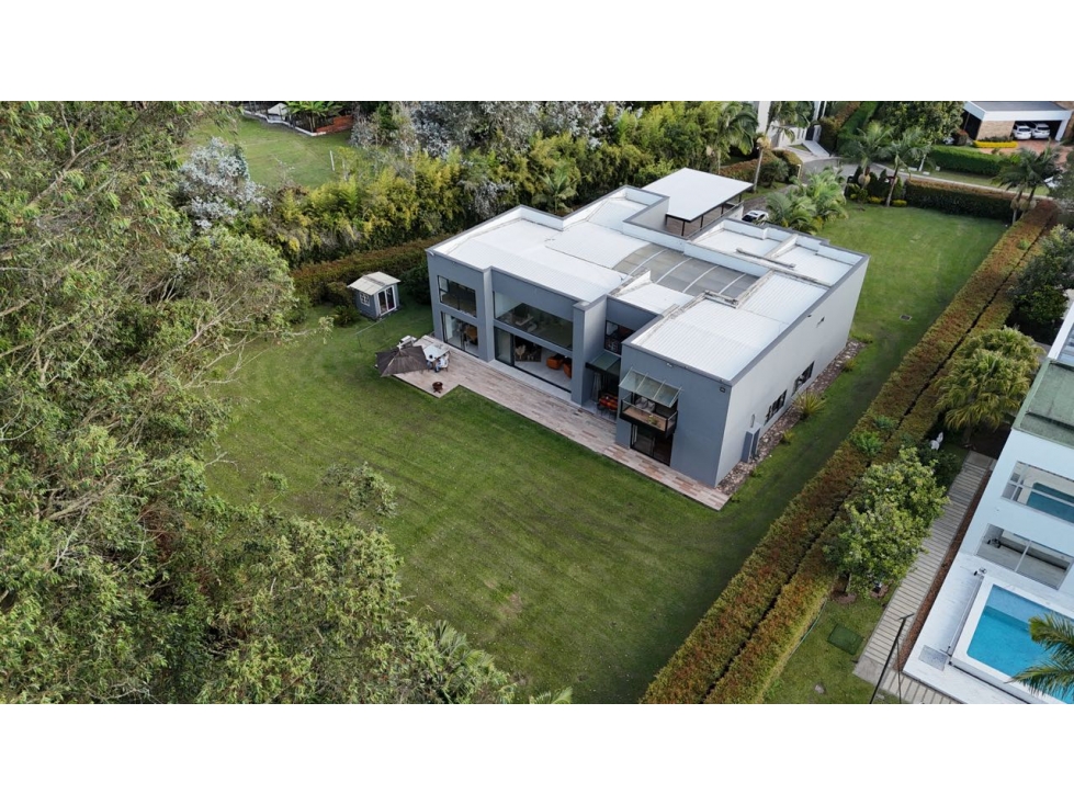 Hermosa casa en exclusiva parcelación cerca al club Llanogrande! — foto 2