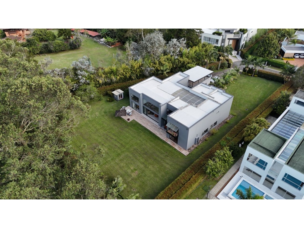 Hermosa casa en exclusiva parcelación cerca al club Llanogrande! — foto 3