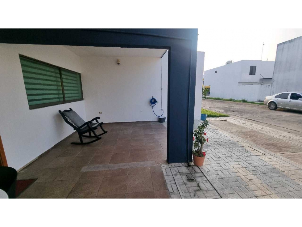 Hermosa Casa en Fracc San Jose, R/A Sabina. — foto 3