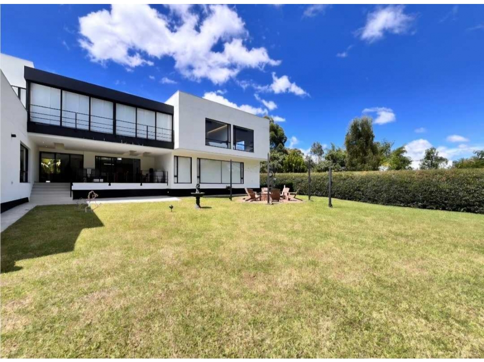 Casa en parcelación en Llanogrande